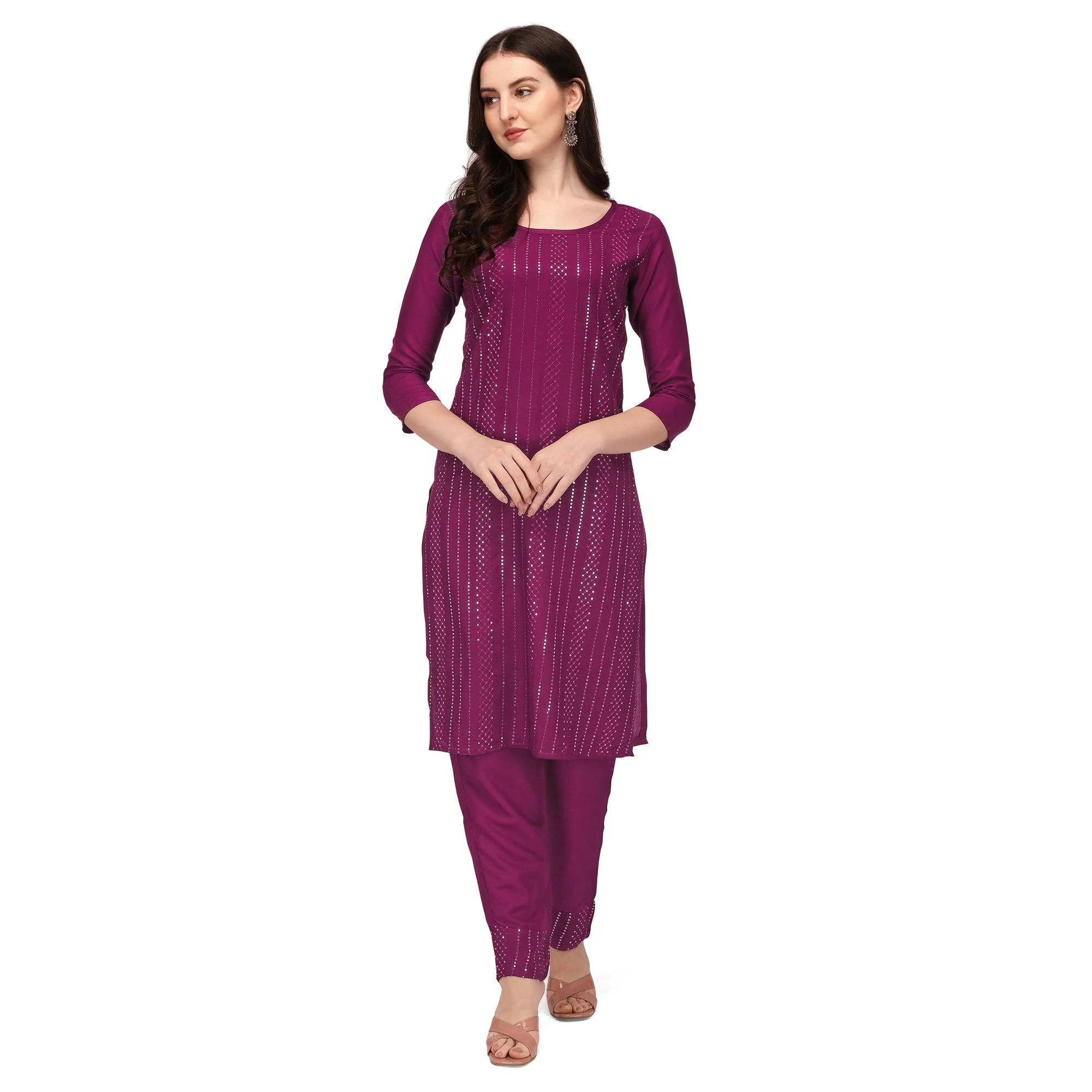 Measurements: Dupatta - 2.30 Mtrs Blouse - 1 Mtrs Lehenga - Upto 42 Inches Material: Georgette Color: Pink Work: Embroidered Stitch Type: Semi Stitched Occasion: Party Print / Pattern: Sequins Work, Thread Work, Floral Supplier SKU: JNX-KUSHBO-BRID12-17